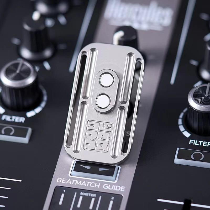 01EDC Magnetic 3 Stack Slider