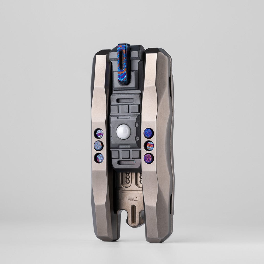 FALCON ESCORT CRUISER