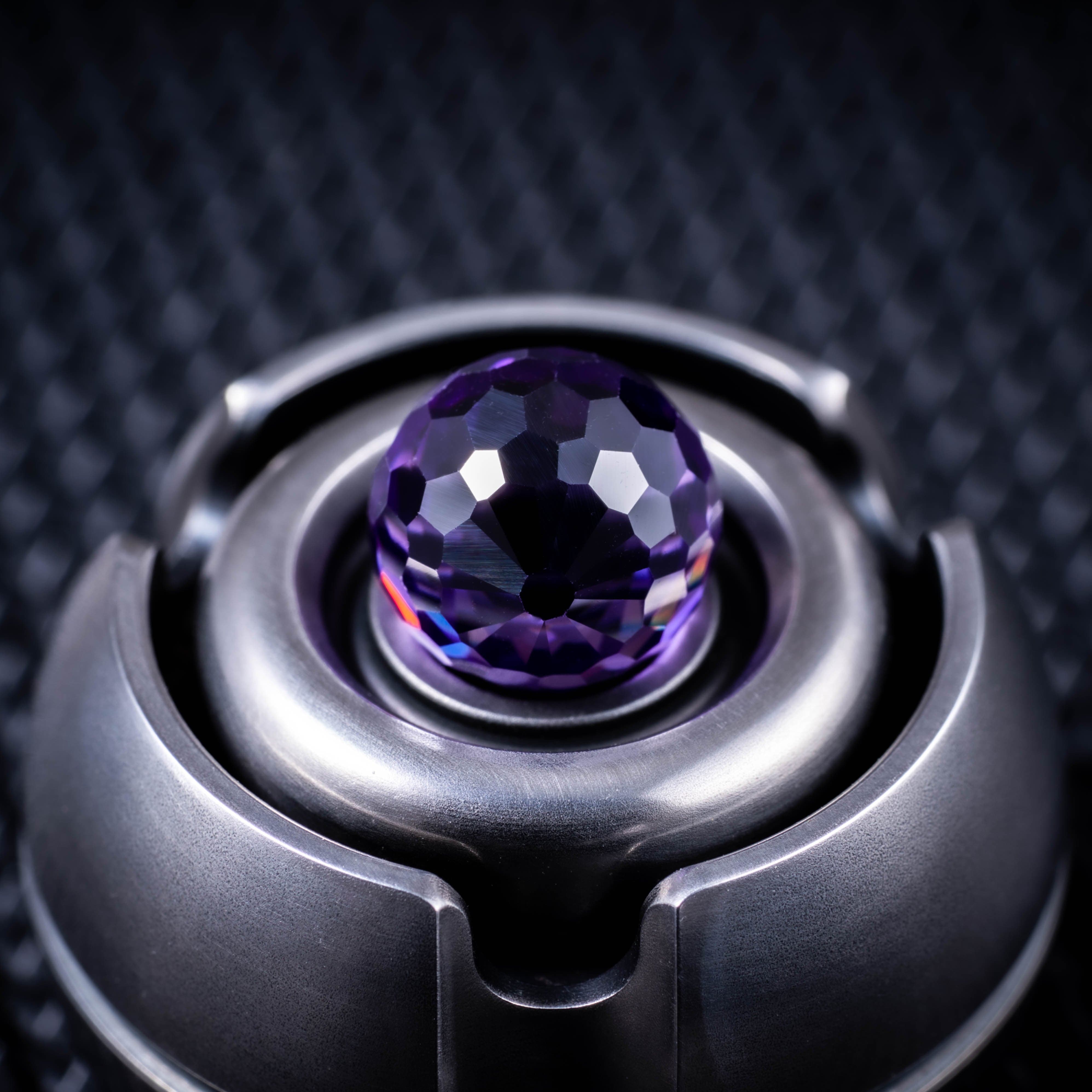 Cross section Zircon Bead