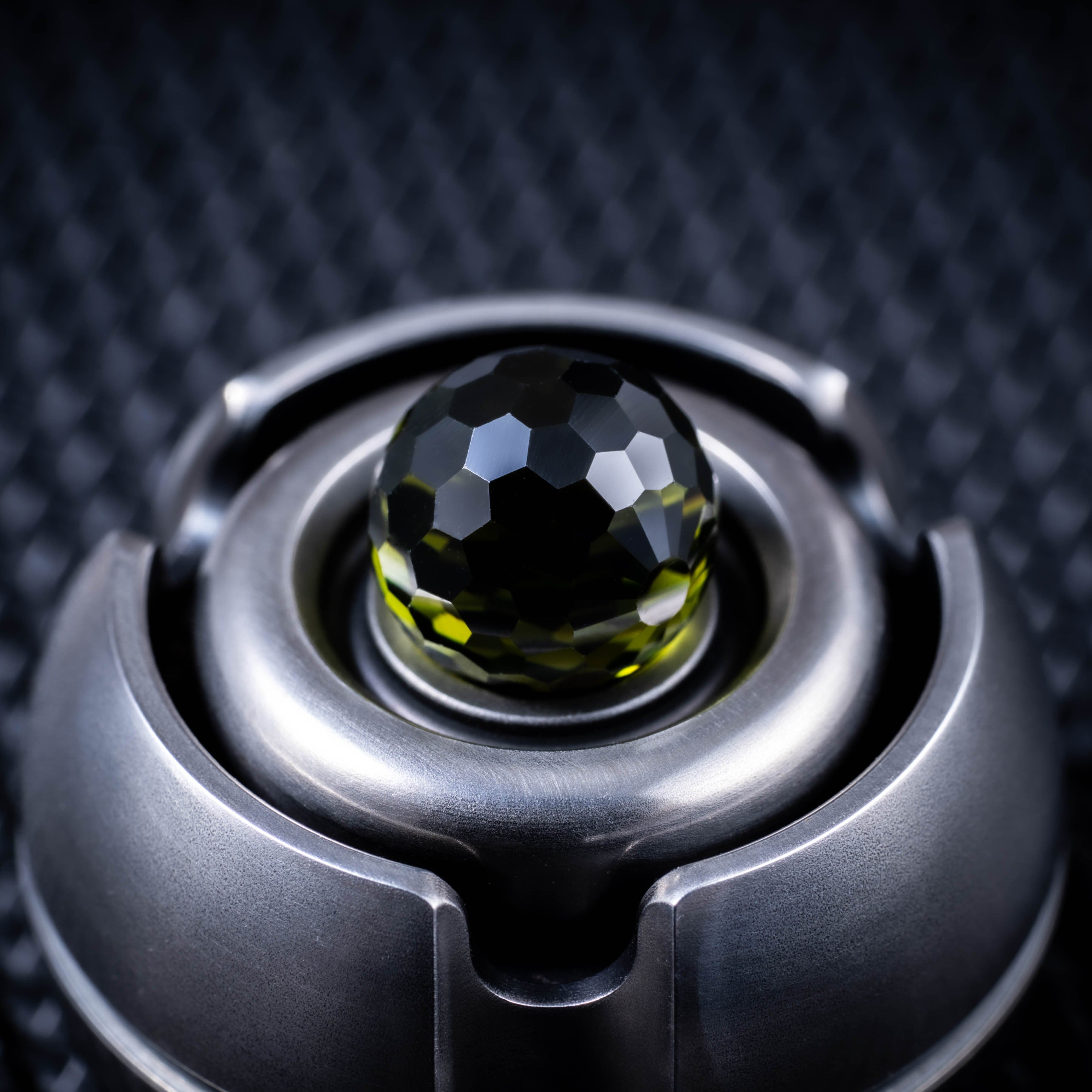 Cross section Zircon Bead